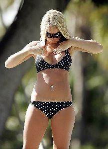 Actress and model Jennifer Ellison bikini pictures