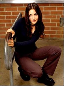 carly pope : 5