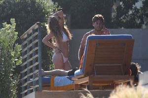 Sexy actress Lindsay Lohan bikini pictures