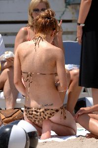 Sexy actress Lindsay Lohan bikini pictures