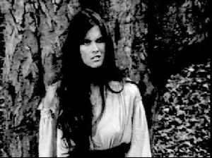 caroline munro : 12