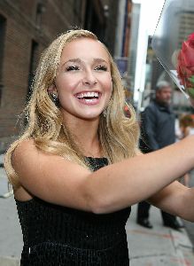 Sexy Hayden Panettiere pictures wearing a short black dress