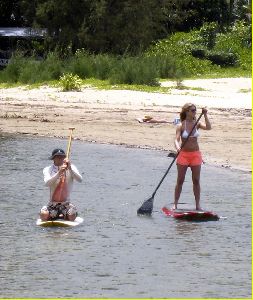 Sexy actress Jennifer Aniston bikini pictures