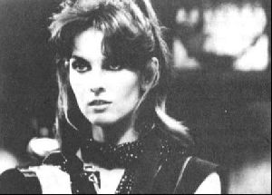 caroline munro : 4