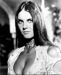 caroline munro : 40