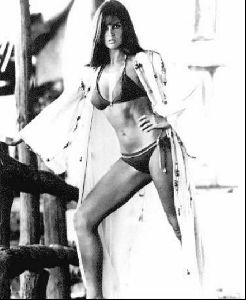 caroline munro : 42