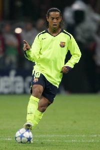 Athlete football player Ronaldinho pictures