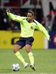 Athlete football player Ronaldinho pictures