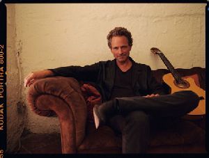 Lindsey Buckingham : Lindsey-Buckingham-rp03