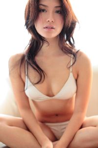 Model Haruna Yabuki bikini pictures