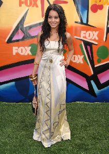 Photo of Vanessa Hudgens at the 2007 Teen Choice Awards at the Gibson Amphitheatre in Universal City on August 26th 2007