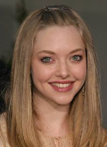 Amanda Seyfried : Amanda Seyfried-13