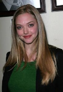 Amanda Seyfried : Amanda Seyfried-SGS-022440