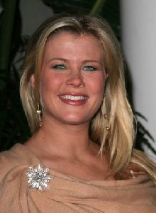 Alison Sweeney : Alison Sweeney-SGS-021655