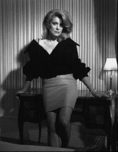 catherine deneuve : 90