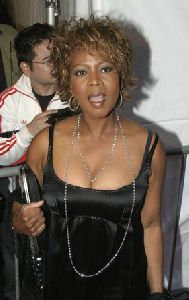 Alfre Woodard : Alfre Woodard-8