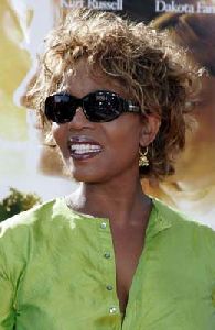 Alfre Woodard : Alfre Woodard-2