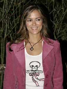 Rebecca Budig : Rebecca Budig-1