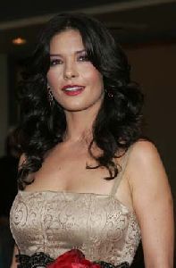 Catherine Zeta-Jones : Catherine Zeta-Jones-11