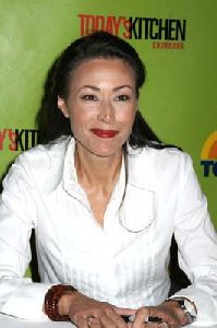 Ann Curry : Ann Curry-7