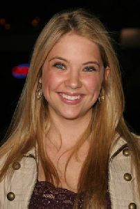 Ashley Benson : Ashley Benson-7