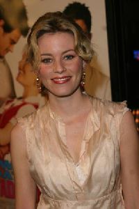 Elizabeth Banks : Elizabeth Banks-18