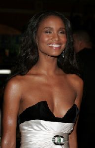 Joy Bryant : Joy Bryant-18