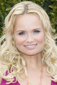 Kristin Chenoweth : Kristin Chenoweth-19