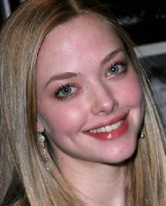 Amanda Seyfried : Amanda Seyfried-SGS-022441