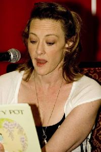 Joan Cusack : Joan Cusack-7