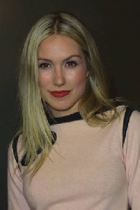 Sarah Carter : Sarah Carter-SGS-006309