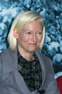 Tilda Swinton : Tilda Swinton-3