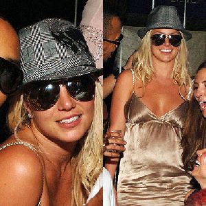 Sexy Britney Spears picture/pic in party with most of the celebrities in Vegas for VMAs