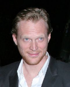 Actor Paul Bettany pictures at the Blood Diamond New York Movie Premiere - Arrivals