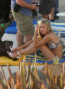 Sexy Kristen Bell  zibra bikini pictures (the newest cast member of Heroes)