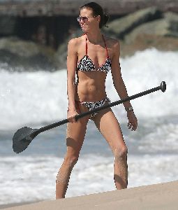 Sexy Brooke Burns bikini photos