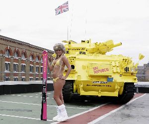 Sexy Danielle Lloyd yellow bikini picture