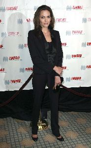 Sexy Angelina Jolie pictures at 18th Annual International Women's Journalism Award