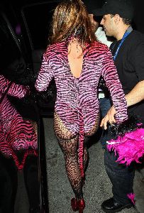 Britney Spears sucks pictures, she try to be a pink panther at Halloween