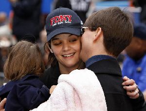 Katie Holmes pictures with Tom and Suri  after she Completes the NYC Marathon