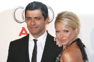 Mark Consuelos : Mark Consuelos-TWW-006122