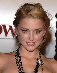 Amber Heard : amber-heard-02