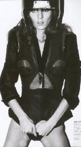 Irina Lazareanu : 209