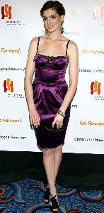 Anne Hathaway : anne-hathaway-magtical-evening-04