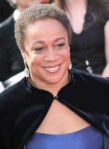 S. Epatha Merkerson : S  20Epatha 20Merkerson-12