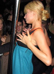 Sexy Paris Hilton pictures dancing at the Marquee night club in New York