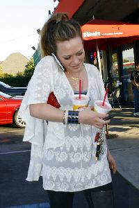 Hilary Duff pictures