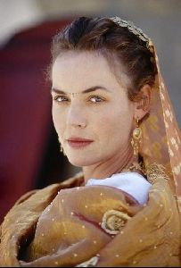 connie nielsen : 40