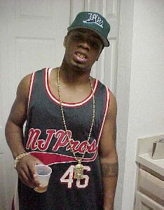 Plies  rapper  : JL