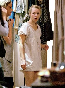 Kristen Bell shopping pictures